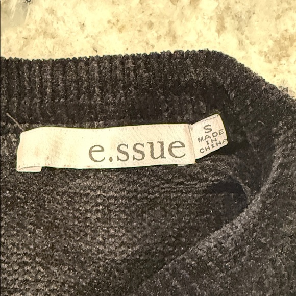 Essue Black Velvet Crew Neck Sweater - Picture 3 of 3